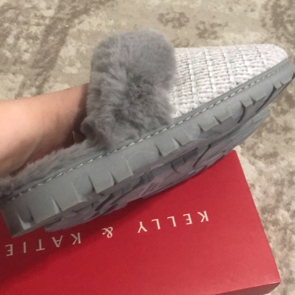 Kelly & Kate slippers new - Picture 4 of 4
